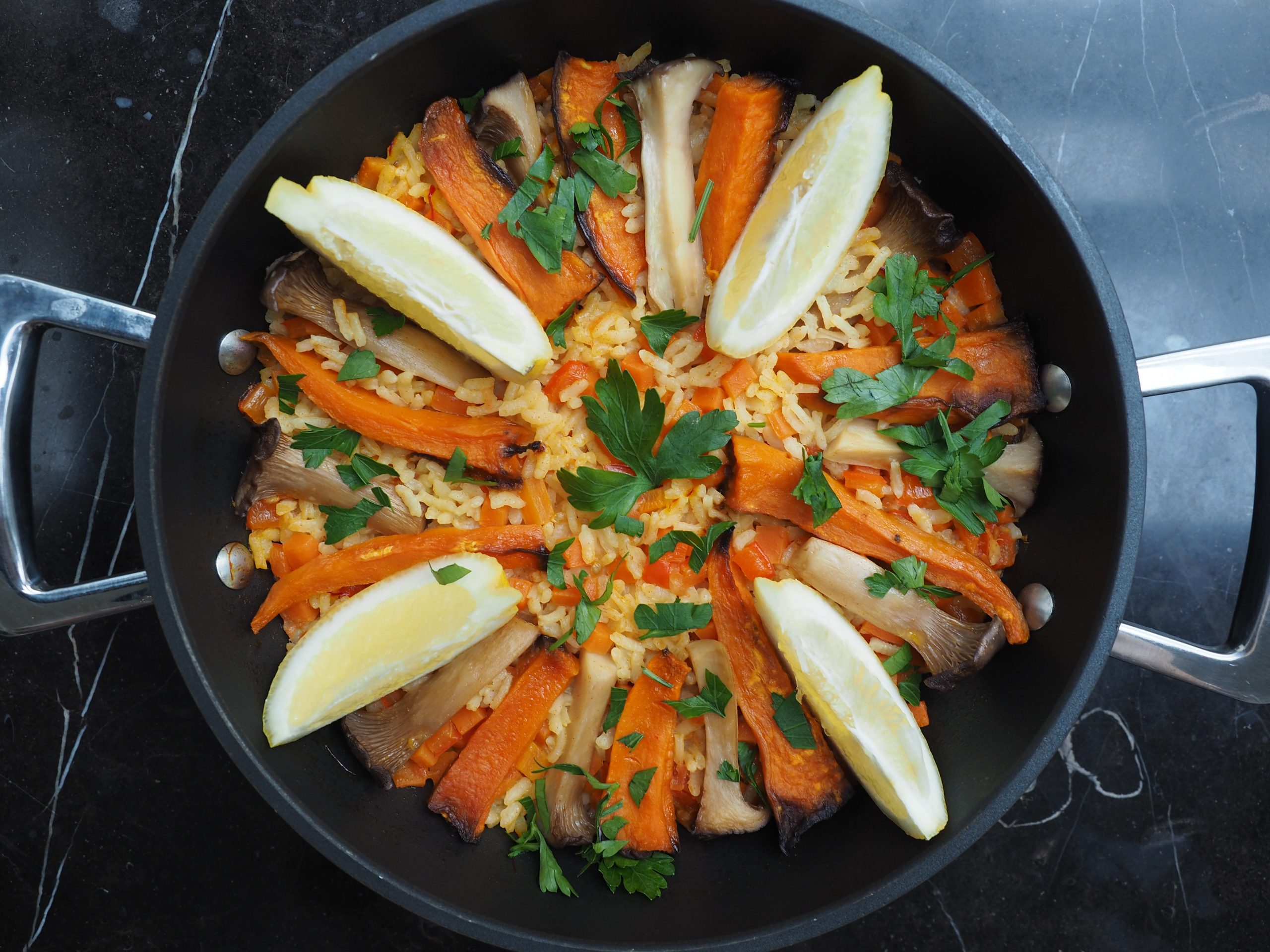 Vegan paella