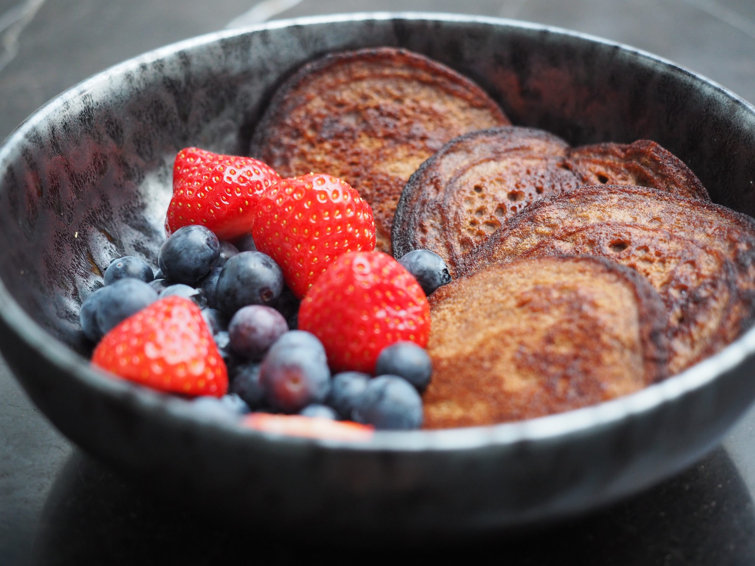 Gluten-free sugar-free teff pancakes